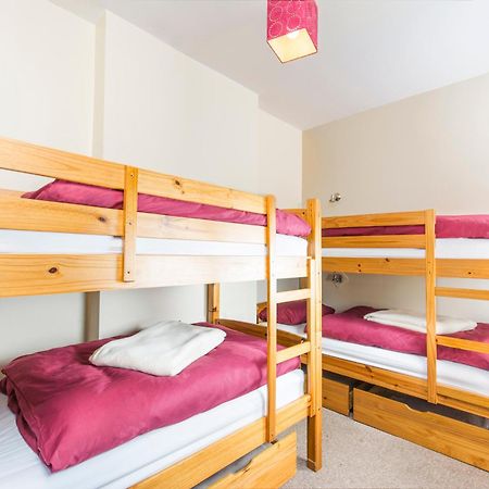 Llangollen Hostel Guest Rooms - No Dormitories - Self Catering المظهر الخارجي الصورة