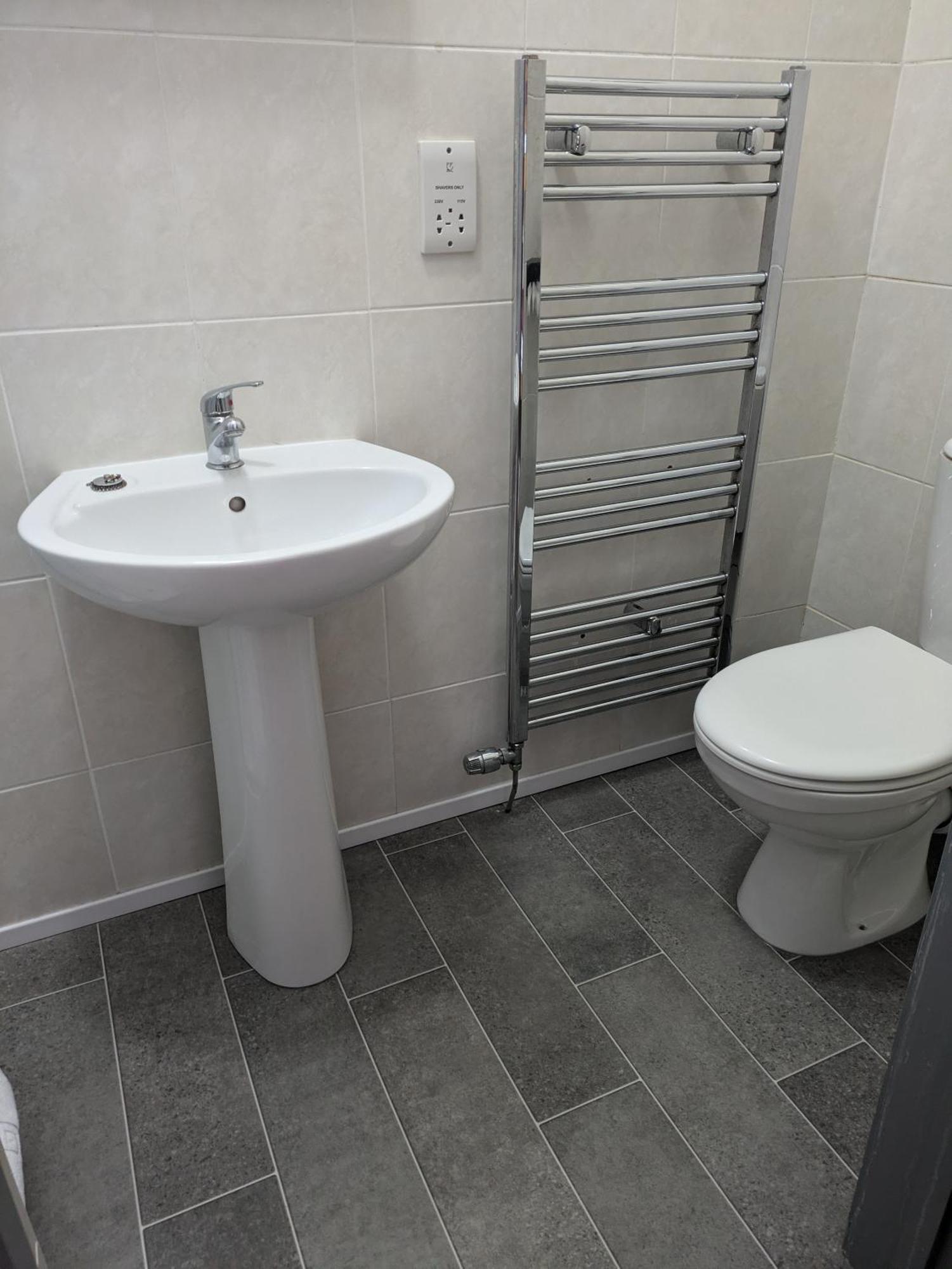 Llangollen Hostel Guest Rooms - No Dormitories - Self Catering المظهر الخارجي الصورة